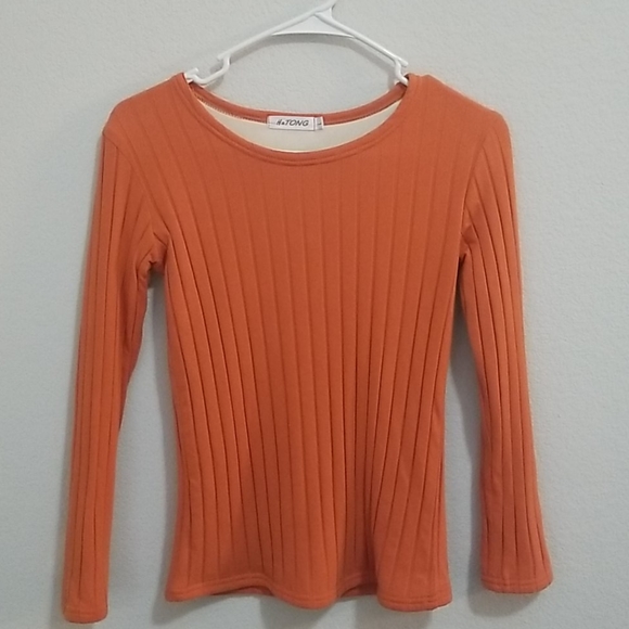 Sweater - Picture 1 of 3